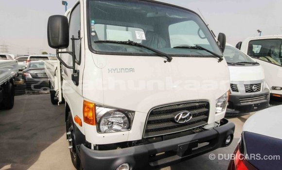 Buy Import Hyundai Chorus White Truck in Import - Dubai in Baa Buy Import Hyundai Chorus White Truck in Import - Dubai in Baa