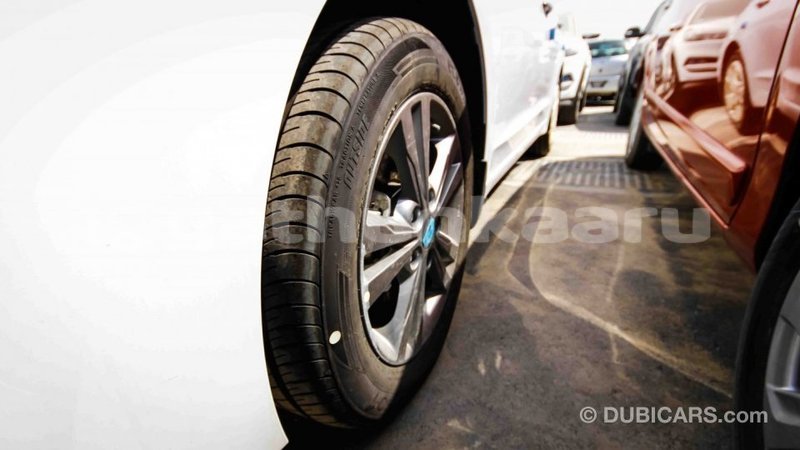 Big with watermark hyundai elantra baa import dubai 1319