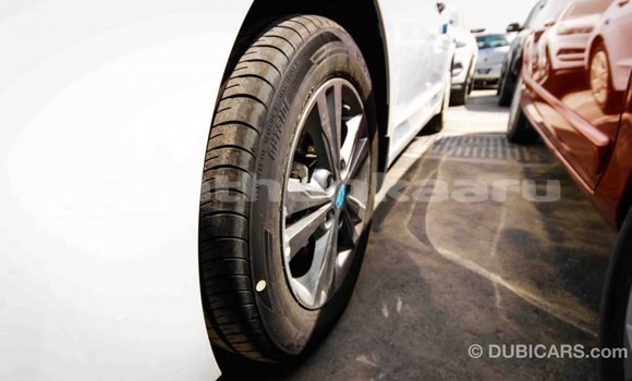 Buy Import Hyundai Elantra White Car in Import - Dubai in Baa Buy Import Hyundai Elantra White Car in Import - Dubai in Baa