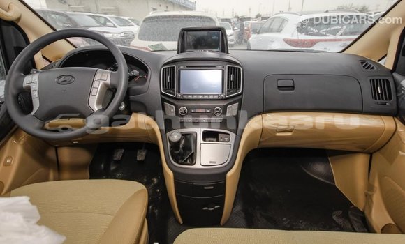 Buy Import Hyundai Chorus White Truck in Import - Dubai in Baa Buy Import Hyundai Chorus White Truck in Import - Dubai in Baa