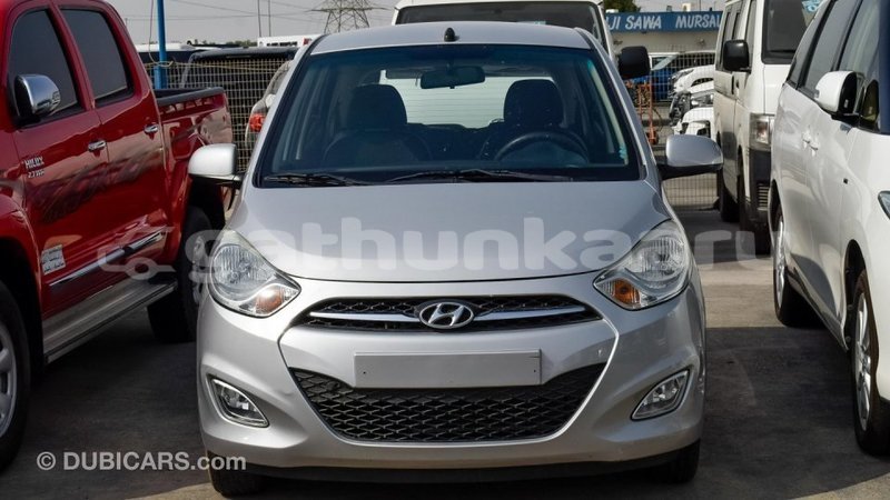 Big with watermark hyundai i10 baa import dubai 1326