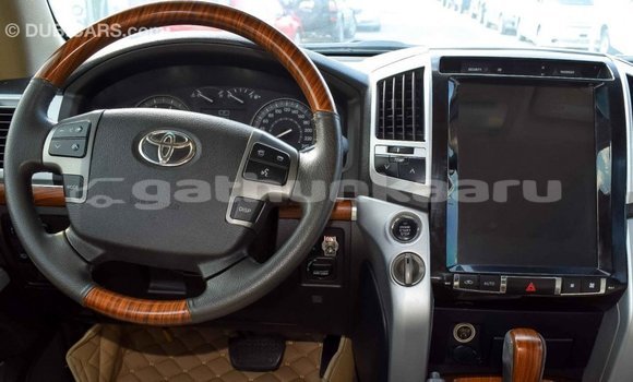 Buy Import Toyota Land Cruiser Other Car in Import - Dubai in Baa Buy Import Toyota Land Cruiser Other Car in Import - Dubai in Baa