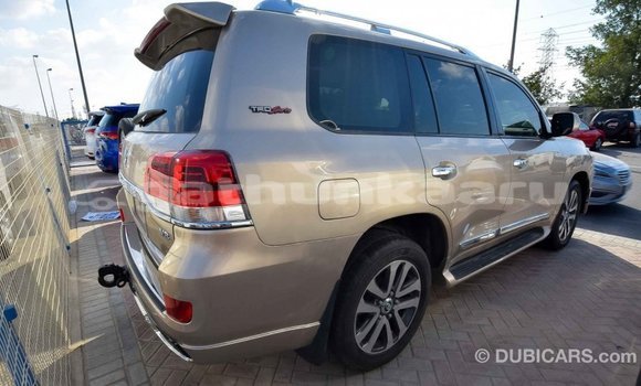 Buy Import Toyota Land Cruiser Other Car in Import - Dubai in Baa Buy Import Toyota Land Cruiser Other Car in Import - Dubai in Baa
