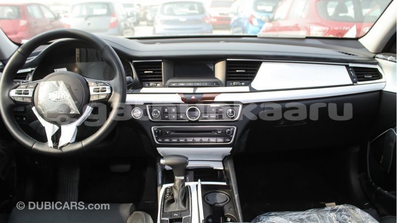 Big with watermark kia cadenza baa import dubai 1335