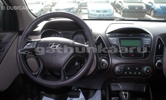 Buy Import Hyundai Tucson Beige Car in Import - Dubai in Baa Buy Import Hyundai Tucson Beige Car in Import - Dubai in Baa