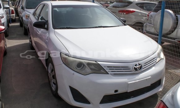 Buy Import Toyota Camry White Car in Import - Dubai in Baa Buy Import Toyota Camry White Car in Import - Dubai in Baa