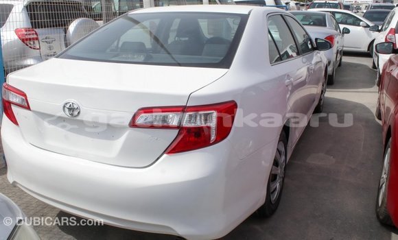 Buy Import Toyota Camry White Car in Import - Dubai in Baa Buy Import Toyota Camry White Car in Import - Dubai in Baa