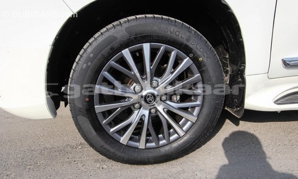 Buy Import Toyota Land Cruiser White Car in Import - Dubai in Baa Buy Import Toyota Land Cruiser White Car in Import - Dubai in Baa