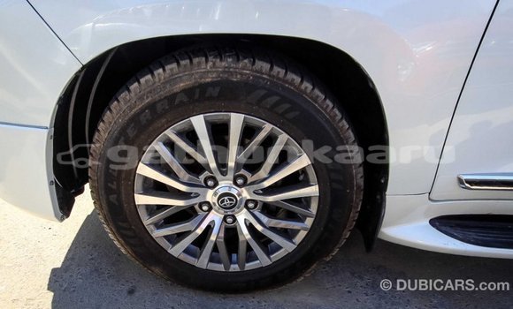 Buy Import Toyota Land Cruiser White Car in Import - Dubai in Baa Buy Import Toyota Land Cruiser White Car in Import - Dubai in Baa