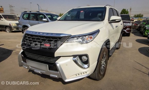 Buy Import Toyota Fortuner White Car in Import - Dubai in Baa Buy Import Toyota Fortuner White Car in Import - Dubai in Baa
