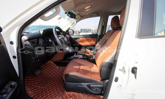 Buy Import Toyota Fortuner White Car in Import - Dubai in Baa Buy Import Toyota Fortuner White Car in Import - Dubai in Baa