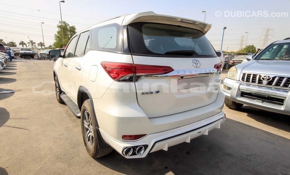 Buy Import Toyota Fortuner White Car in Import - Dubai in Baa Buy Import Toyota Fortuner White Car in Import - Dubai in Baa