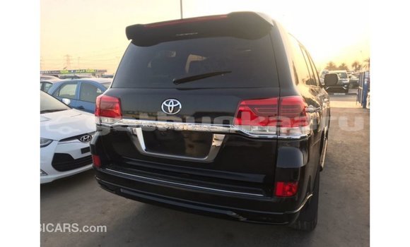 Buy Import Toyota Land Cruiser Black Car in Import - Dubai in Baa Buy Import Toyota Land Cruiser Black Car in Import - Dubai in Baa