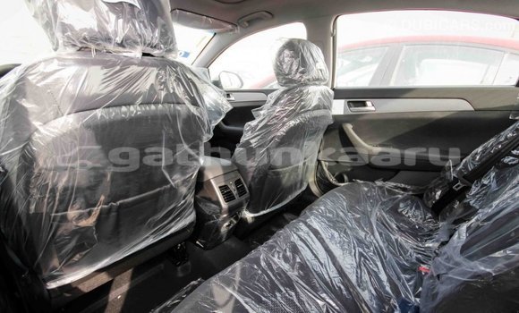 Buy Import Hyundai Sonata White Car in Import - Dubai in Baa Buy Import Hyundai Sonata White Car in Import - Dubai in Baa