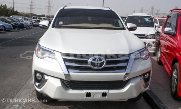 Buy Import Toyota Fortuner White Car in Import - Dubai in Baa Buy Import Toyota Fortuner White Car in Import - Dubai in Baa