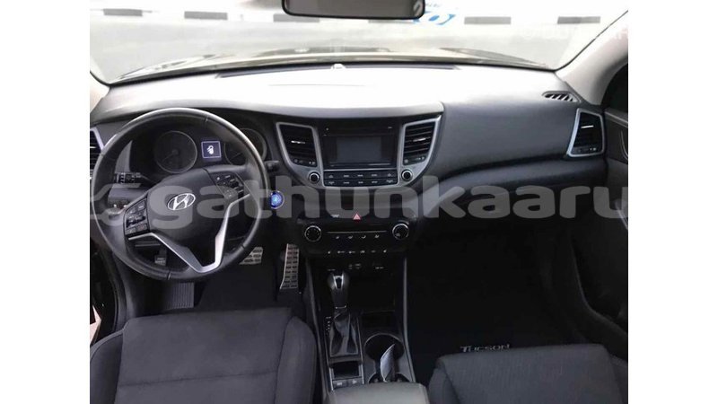 Big with watermark hyundai tucson baa import dubai 1375