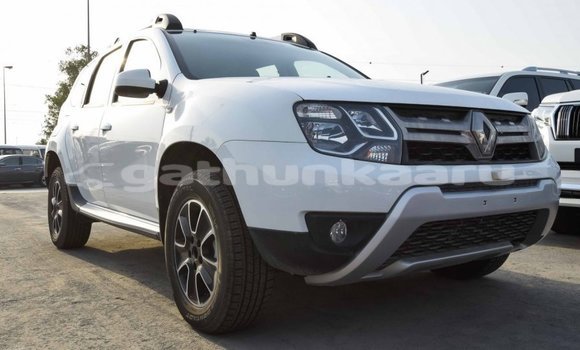 Buy Import Renault Duster White Car in Import - Dubai in Baa