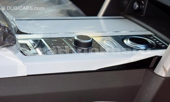Buy Import Land Rover Discovery Other Car in Import - Dubai in Baa Buy Import Land Rover Discovery Other Car in Import - Dubai in Baa