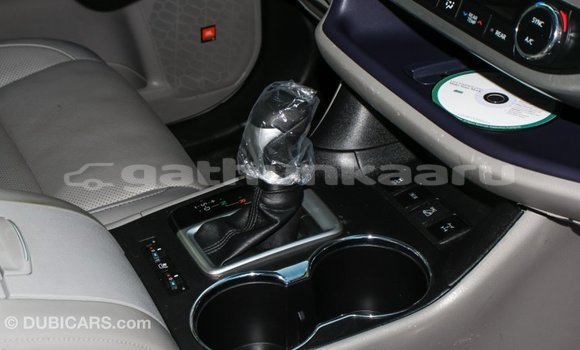 Buy Import Toyota Highlander Other Car in Import - Dubai in Baa Buy Import Toyota Highlander Other Car in Import - Dubai in Baa
