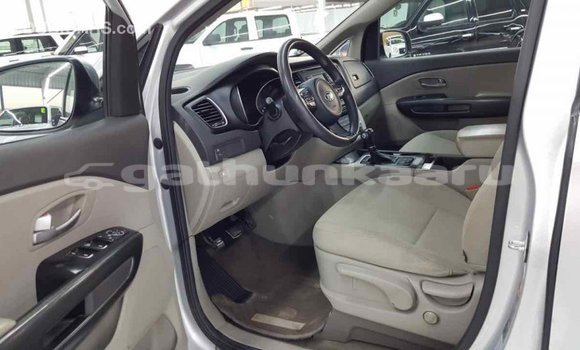 Buy Import Kia Carnival Other Car in Import - Dubai in Baa