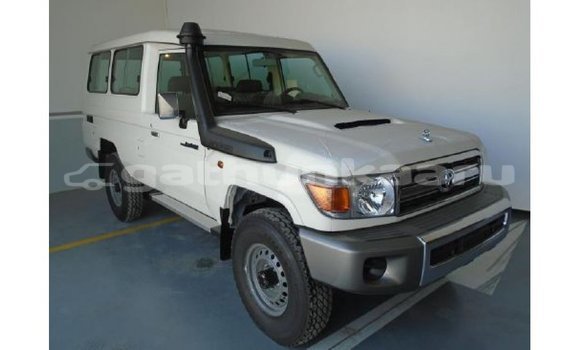 Buy Import Abarth 595 White Car in Import - Dubai in Baa