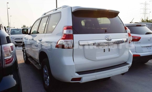 Buy Import Toyota Prado White Car in Import - Dubai in Baa Buy Import Toyota Prado White Car in Import - Dubai in Baa