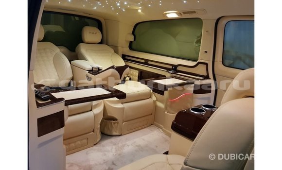 Buy Import Mercedes-Benz 250 Black Car in Import - Dubai in Baa Buy Import Mercedes-Benz 250 Black Car in Import - Dubai in Baa