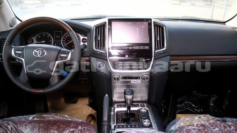 Big with watermark toyota land cruiser baa import dubai 1427