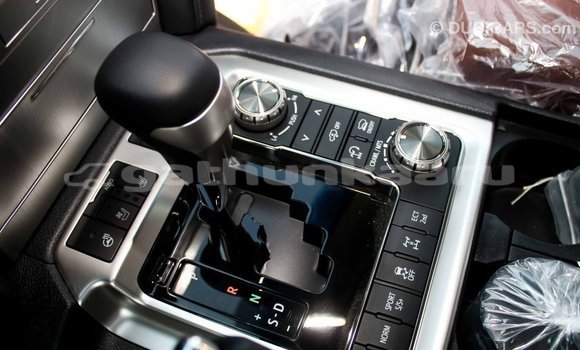 Buy Import Toyota Land Cruiser Black Car in Import - Dubai in Baa Buy Import Toyota Land Cruiser Black Car in Import - Dubai in Baa