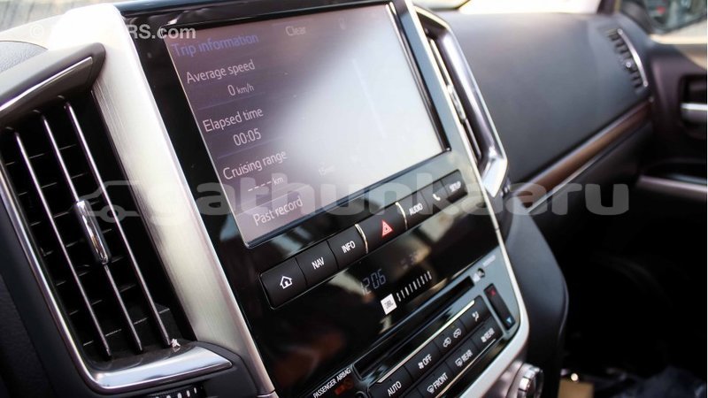 Big with watermark toyota land cruiser baa import dubai 1427