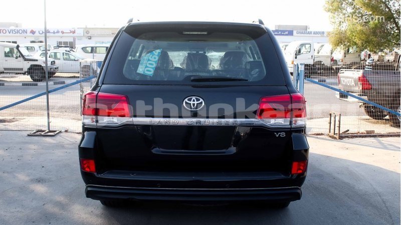 Big with watermark toyota land cruiser baa import dubai 1427