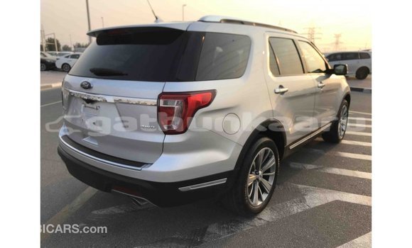 Buy Import Ford Explorer Other Car in Import - Dubai in Baa Buy Import Ford Explorer Other Car in Import - Dubai in Baa