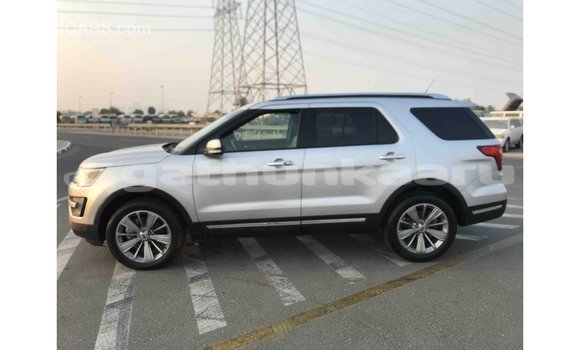 Buy Import Ford Explorer Other Car in Import - Dubai in Baa Buy Import Ford Explorer Other Car in Import - Dubai in Baa