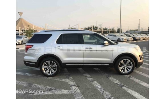 Buy Import Ford Explorer Other Car in Import - Dubai in Baa Buy Import Ford Explorer Other Car in Import - Dubai in Baa