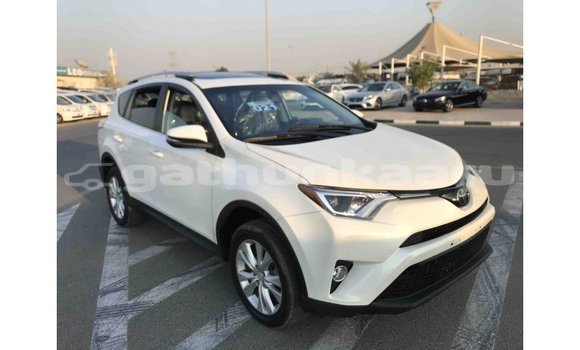 Buy Import Toyota 4Runner White Car in Import - Dubai in Baa Buy Import Toyota 4Runner White Car in Import - Dubai in Baa