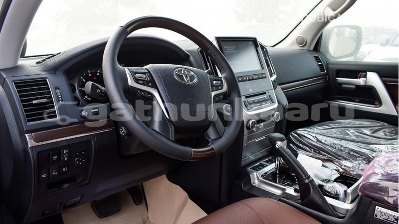 Big with watermark toyota land cruiser baa import dubai 1436