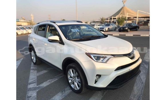 Buy Import Toyota 4Runner White Car in Import - Dubai in Baa Buy Import Toyota 4Runner White Car in Import - Dubai in Baa