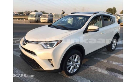 Buy Import Toyota 4Runner White Car in Import - Dubai in Baa Buy Import Toyota 4Runner White Car in Import - Dubai in Baa