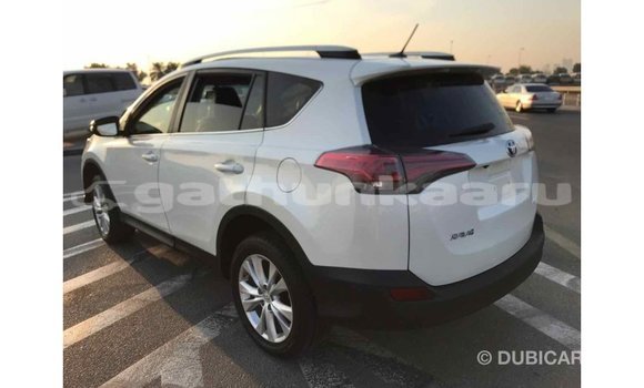 Buy Import Toyota 4Runner White Car in Import - Dubai in Baa Buy Import Toyota 4Runner White Car in Import - Dubai in Baa