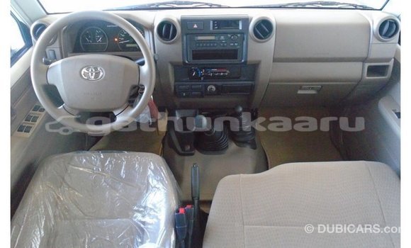 Buy Import Toyota Land Cruiser White Car in Import - Dubai in Baa Buy Import Toyota Land Cruiser White Car in Import - Dubai in Baa