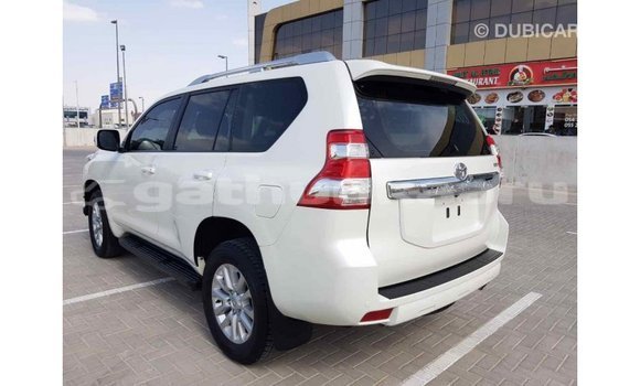 Buy Import Toyota Prado White Car in Import - Dubai in Baa Buy Import Toyota Prado White Car in Import - Dubai in Baa