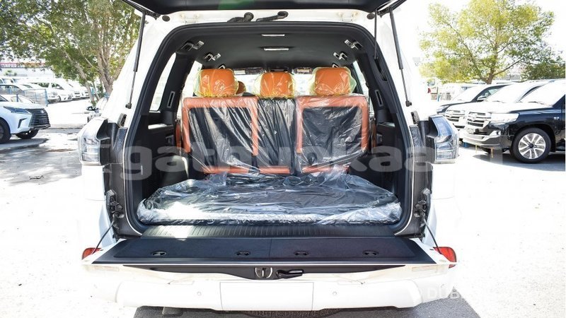 Big with watermark lexus lx baa import dubai 1456