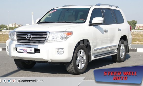 Buy Import Toyota Land Cruiser White Car in Import - Dubai in Baa Buy Import Toyota Land Cruiser White Car in Import - Dubai in Baa