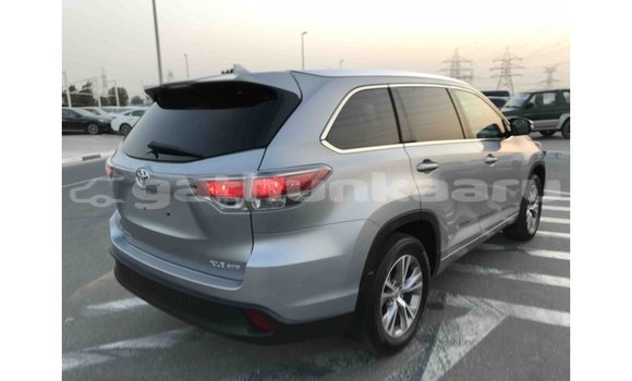 Buy Import Toyota Highlander Other Car in Import - Dubai in Baa Buy Import Toyota Highlander Other Car in Import - Dubai in Baa
