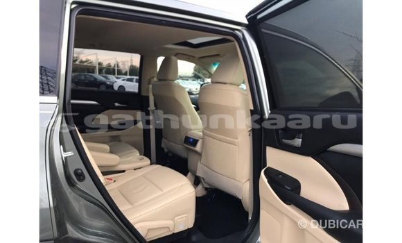Buy Import Toyota Highlander Other Car in Import - Dubai in Baa Buy Import Toyota Highlander Other Car in Import - Dubai in Baa