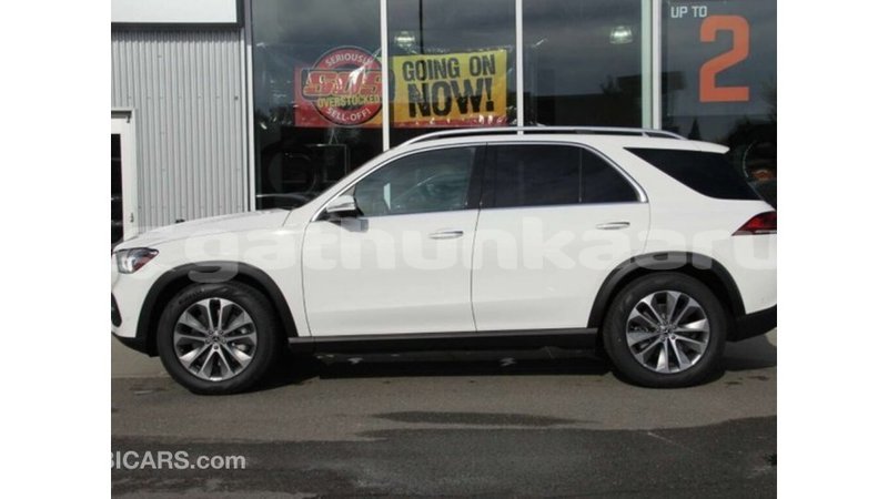 Big with watermark mercedes benz gle baa import dubai 1477