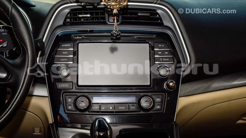 Big with watermark nissan maxima baa import dubai 1482