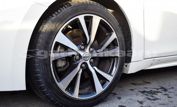 Buy Import Nissan Maxima White Car in Import - Dubai in Baa Buy Import Nissan Maxima White Car in Import - Dubai in Baa