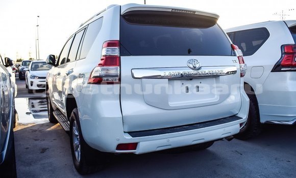 Buy Import Toyota Prado White Car in Import - Dubai in Baa Buy Import Toyota Prado White Car in Import - Dubai in Baa