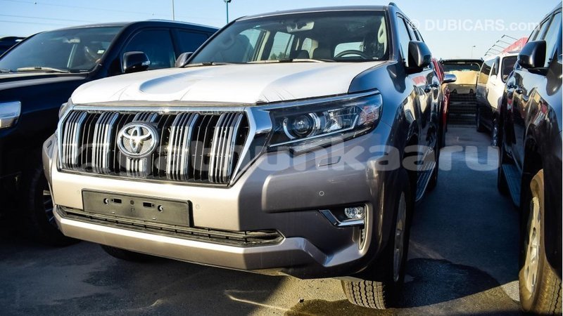 Big with watermark toyota prado baa import dubai 1484